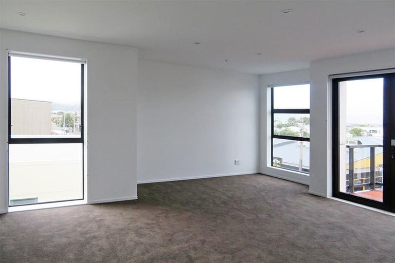 Photo of property in The Firemans Apartments, 210/321 Jackson Street, Petone, Lower Hutt, 5012