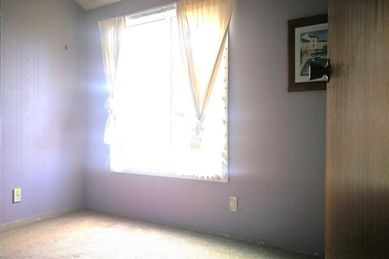 Photo of property in 5 Annell Place, Burnside, Christchurch, 8053