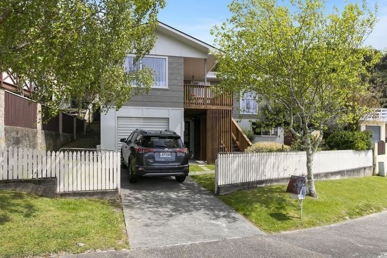 Photo of property in 6 Northcote Street, Wainuiomata, Lower Hutt, 5014