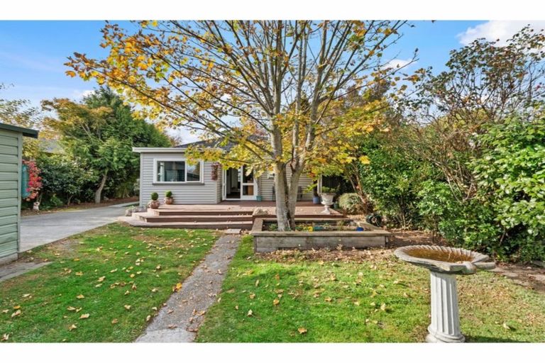 Photo of property in 11 Thames Street, Mairehau, Christchurch, 8013