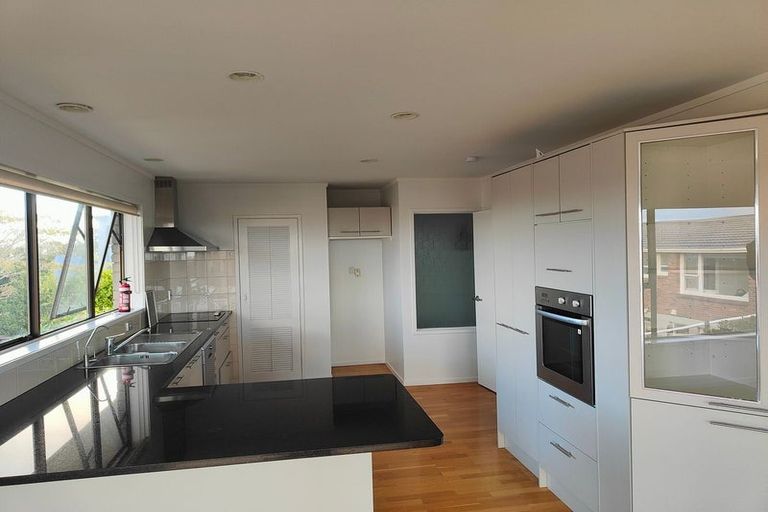 Photo of property in 1/61 Forrest Hill Road, Milford, Auckland, 0620