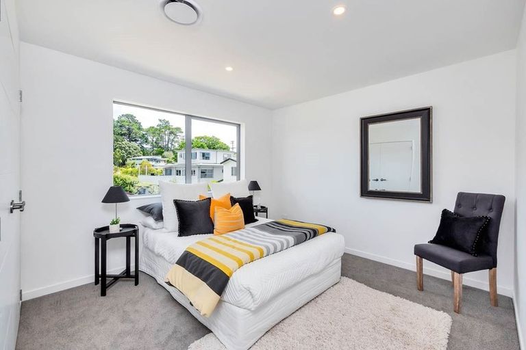 Photo of property in 64 Channel View Road, Campbells Bay, Auckland, 0630