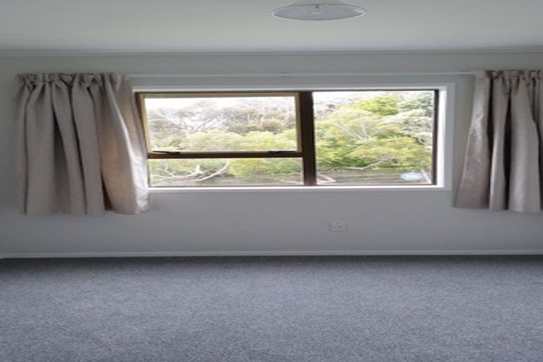 Photo of property in 2 Jasons Place, Churton Park, Wellington, 6037