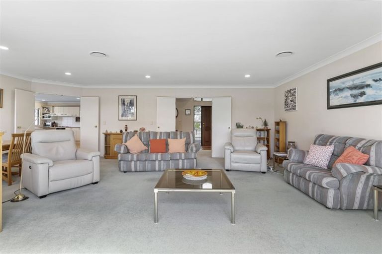 Photo of property in 12 Moy Place, East Tamaki Heights, Auckland, 2016