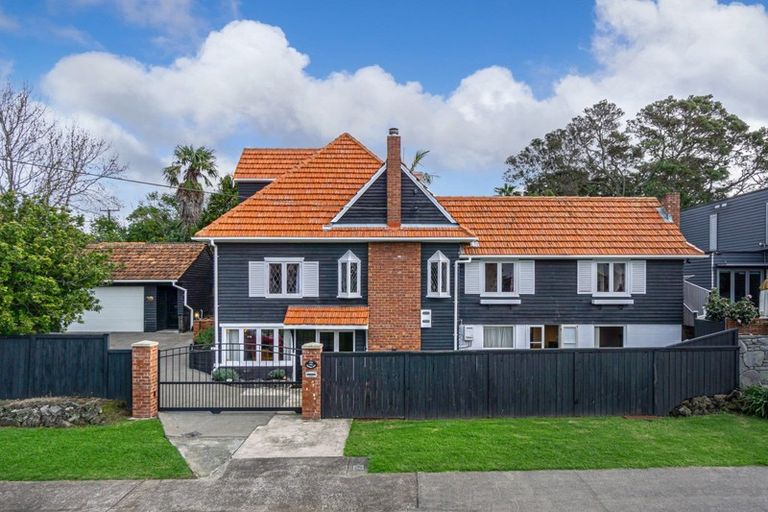 Photo of property in 38a/1 Norwood Road, Bayswater, Auckland, 0622