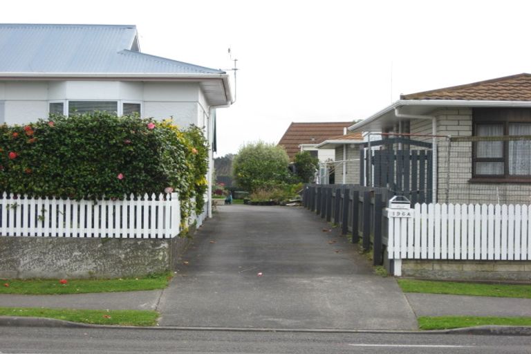 Photo of property in 196 Carrington Street, Lower Vogeltown, New Plymouth, 4310