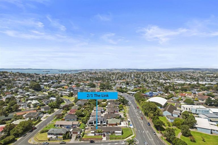 Photo of property in 2/1 The Link, Howick, Auckland, 2010