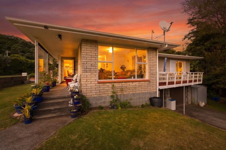 Photo of property in 7 Seymour Street, Waitara, 4320