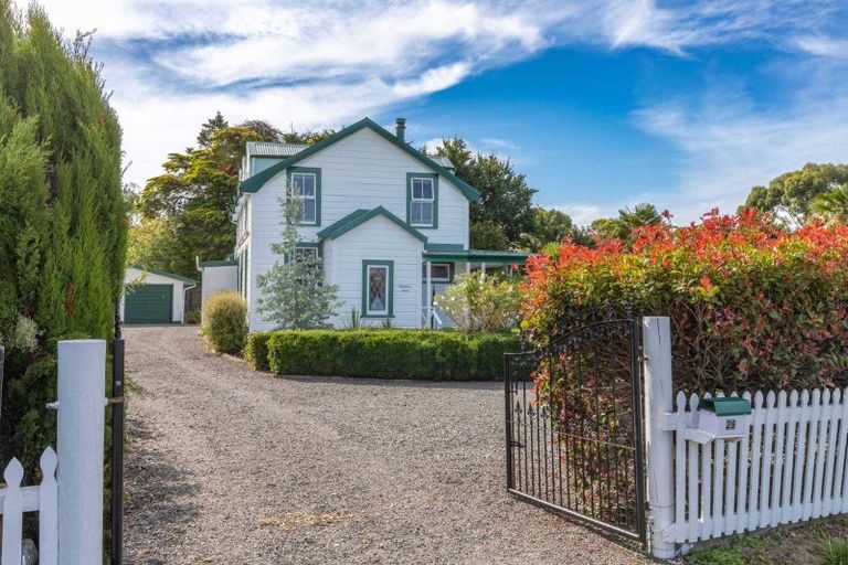 Photo of property in Dippers Halll, 28 Bell Street, Otane, 4202