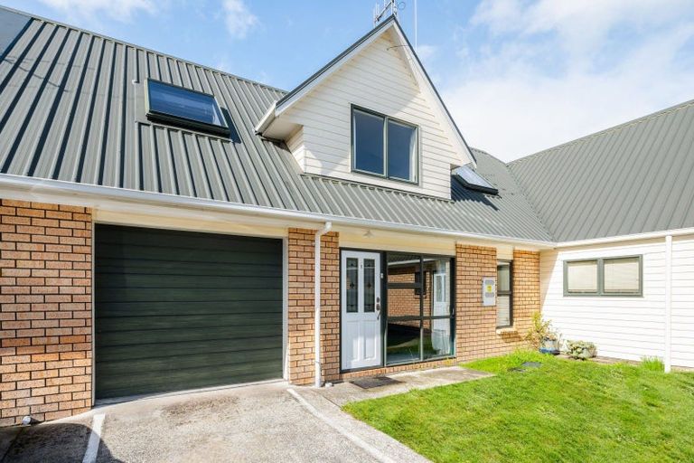 Photo of property in 14c Jones Crescent, Melville, Hamilton, 3206