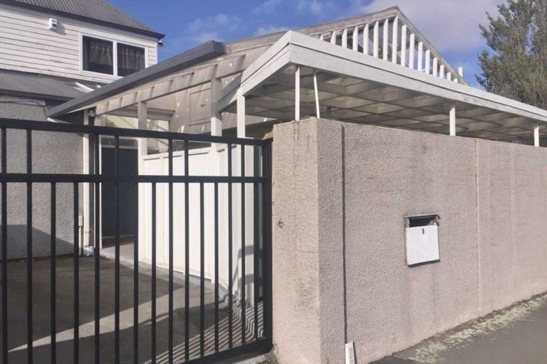 Photo of property in 6- 8 Clyde Road, Upper Riccarton, Christchurch, 8041
