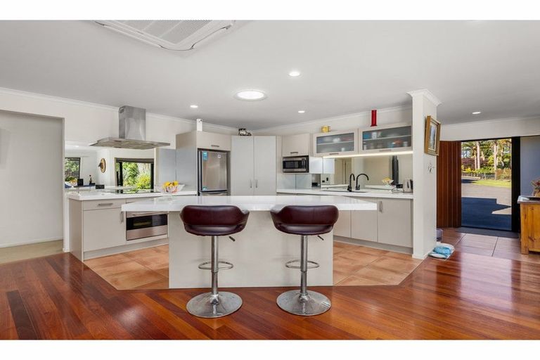 Photo of property in 5 Kotare Heights, Kerikeri, 0230