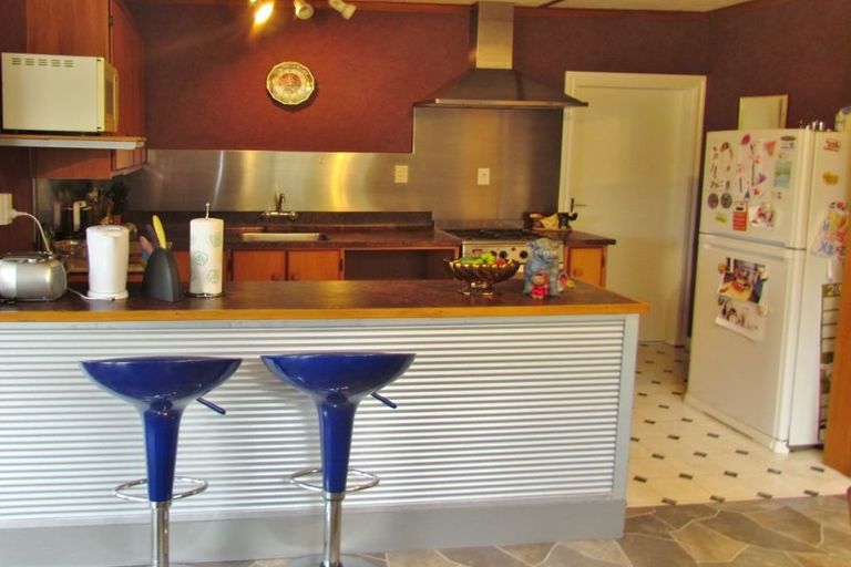 Photo of property in 105 Makoura Road, Masterton, 5810