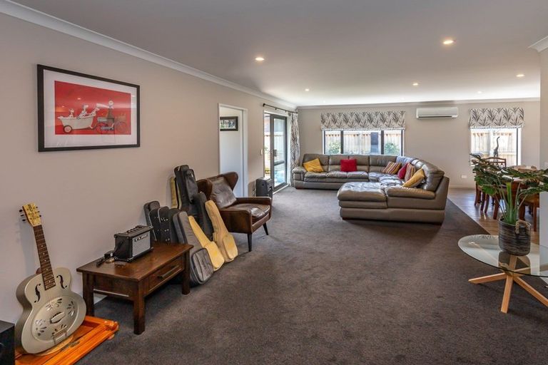 Photo of property in 1 Louis Lane, Rolleston, 7614