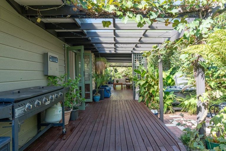 Photo of property in 33 Resthill Crescent, Glenview, Hamilton, 3206