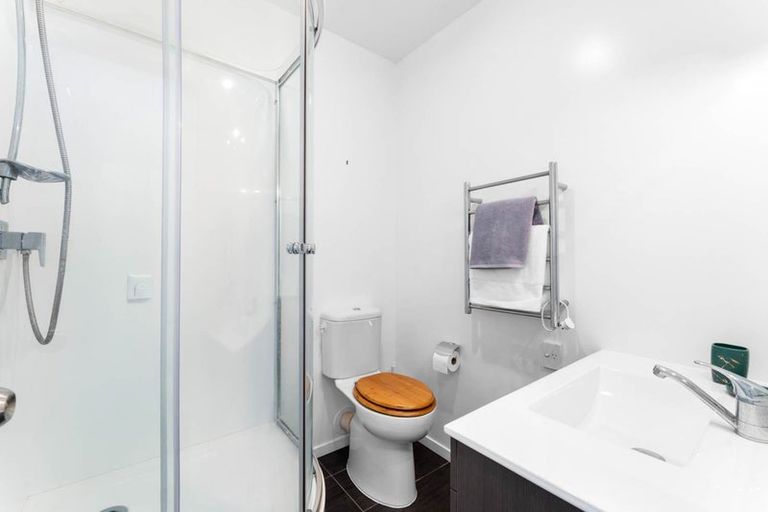 Photo of property in 95 Awaruku Road, Torbay, Auckland, 0630