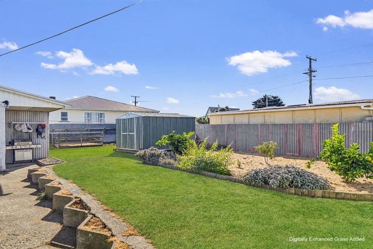 Photo of property in 63 Bamber Street, Castlecliff, Whanganui, 4501