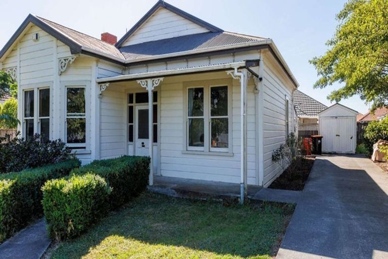 Photo of property in 47a Limbrick Street, Terrace End, Palmerston North, 4410