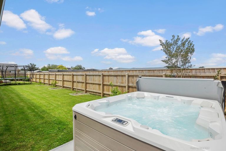 Photo of property in 24 Westwood Avenue, Greytown, 5712