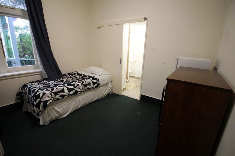 Photo of property in Carillion/the Knoll, 33 Thompson Street, Mount Cook, Wellington, 6011