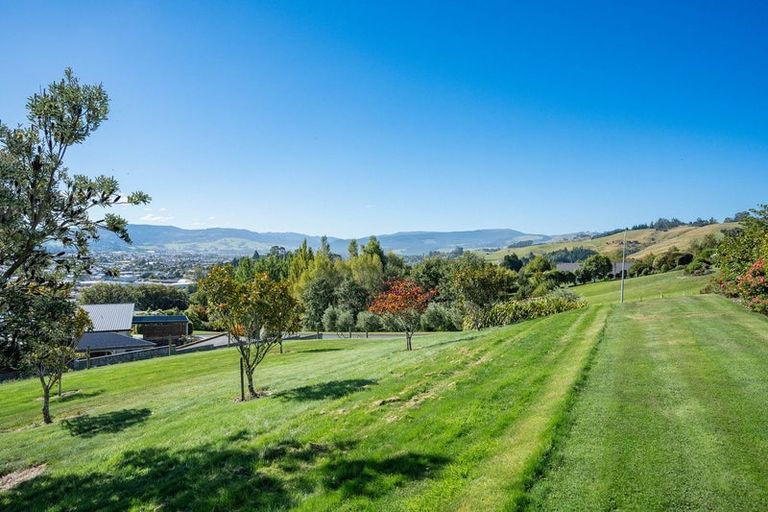 Photo of property in 15 Fairmile Drive, Kinmont Park, Mosgiel, 9024