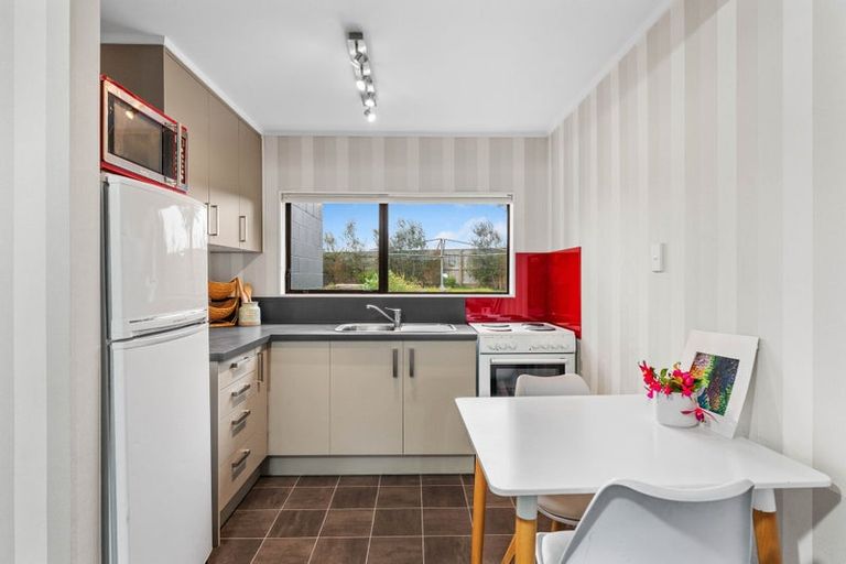 Photo of property in 39 Marshall Avenue, Richmond Heights, Taupo, 3330