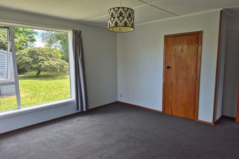 Photo of property in 10 Heather Place, Mairehau, Christchurch, 8052