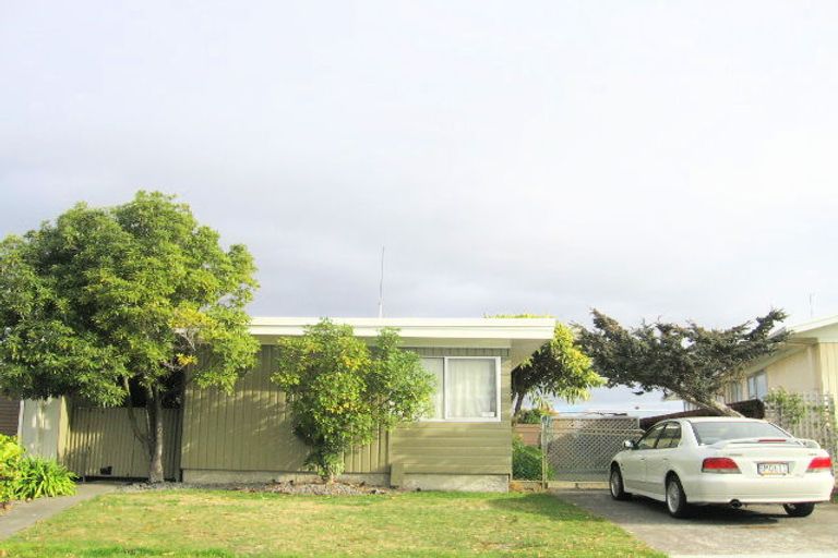 Photo of property in 129-133 Westminster Avenue, Tamatea, Napier, 4112