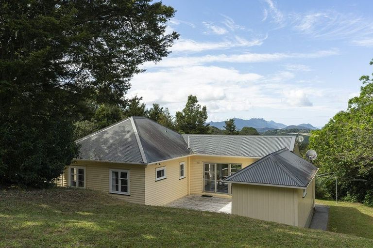 Photo of property in 37 Ngapuke Lane, Parua Bay, 0192