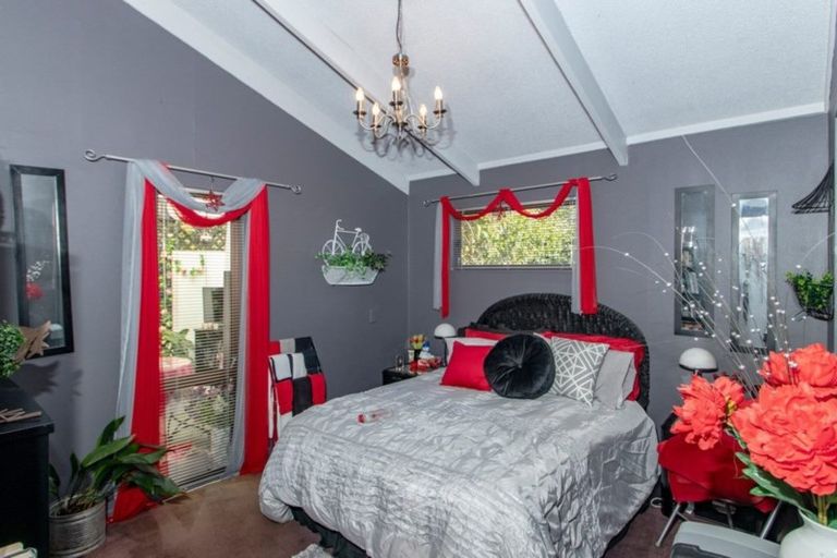 Photo of property in 2 Glasgow Place, Tamatea, Napier, 4112