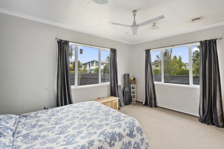 Photo of property in 21 Oberon Street, Stratford, 4332