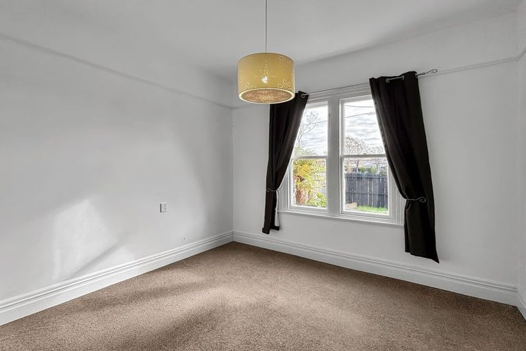 Photo of property in 7 Leamington Street, Addington, Christchurch, 8024