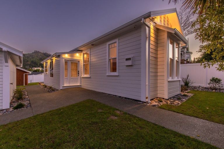 Photo of property in 9 Emano Street, Toi Toi, Nelson, 7010