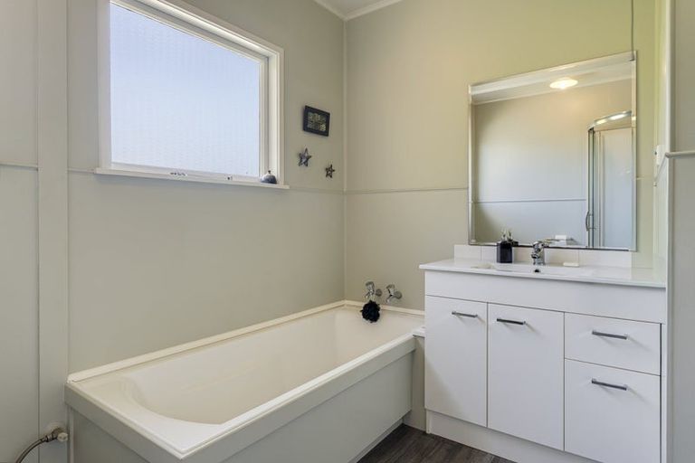 Photo of property in 17 Matangi Street, Stoke, Nelson, 7011