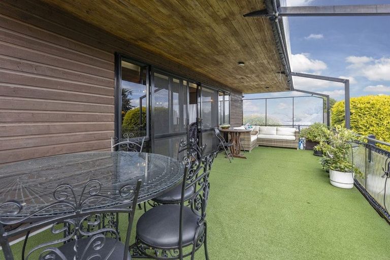 Photo of property in 80 Regency Crescent, Redwood, Christchurch, 8051