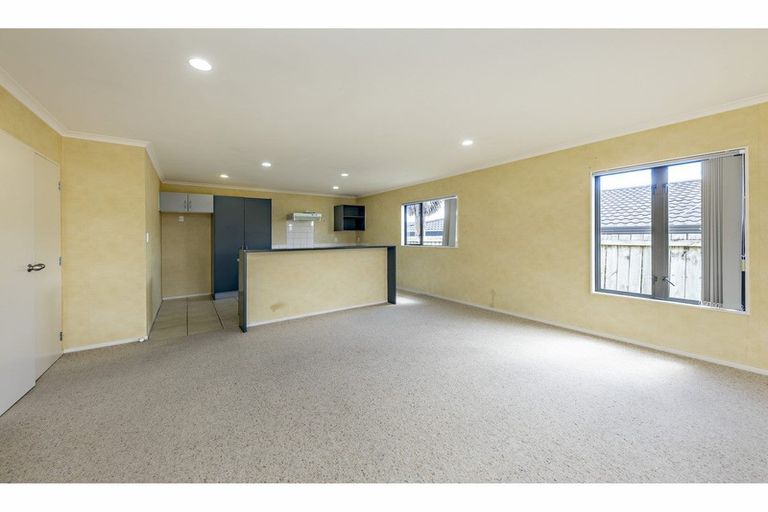 Photo of property in 17 Ksenia Drive, Flat Bush, Auckland, 2019