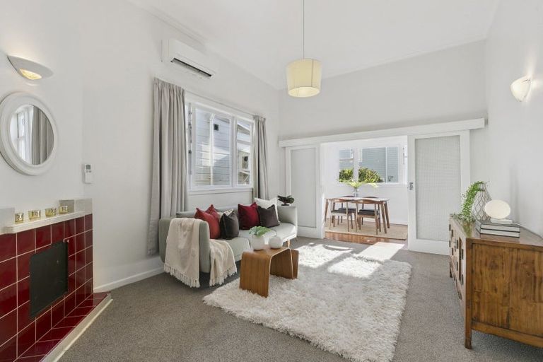 Photo of property in 18 Colombo Street, Newtown, Wellington, 6021