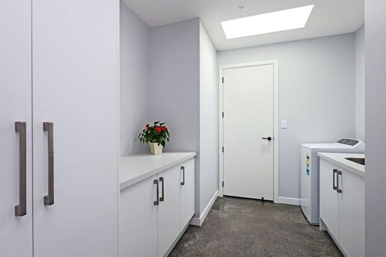 Photo of property in 89 Matarua Rise, Waimarama, Havelock North, 4294