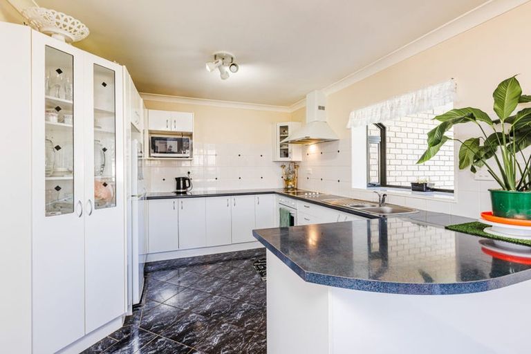 Photo of property in 5a Robertson Road, Favona, Auckland, 2024