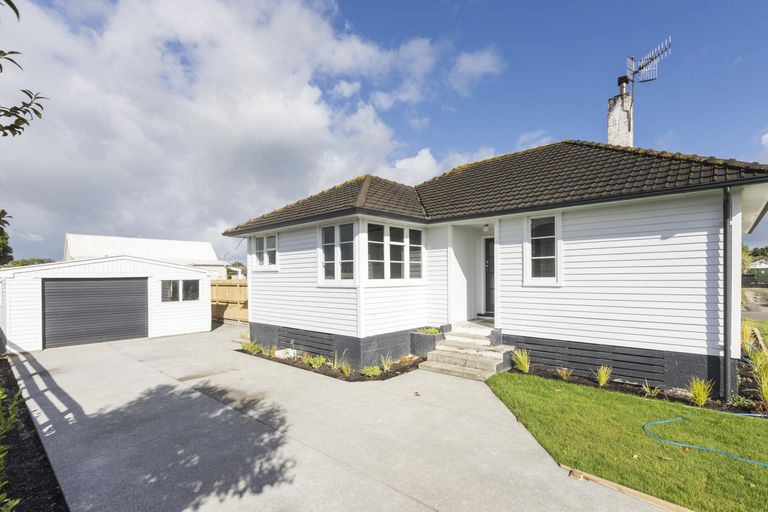 Photo of property in 2 Avon Terrace, Roslyn, Palmerston North, 4414