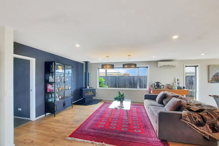 Photo of property in 40 Brockelbank Drive, Kaiapoi, 7630