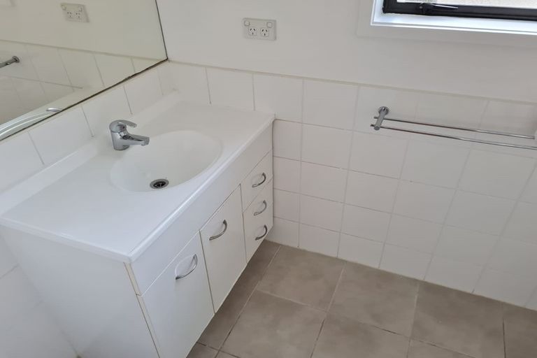 Photo of property in St Claire Village, 141/172 Mcleod Road, Te Atatu South, Auckland, 0610