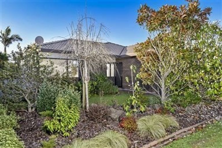 Photo of property in 5 Starlight Cove, Hobsonville, Auckland, 0618