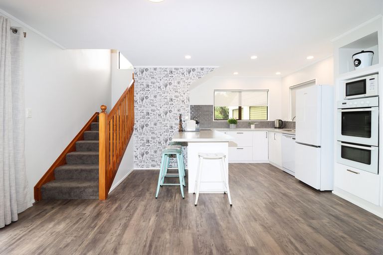 Photo of property in 10 Kereru Place, Masterton, 5810