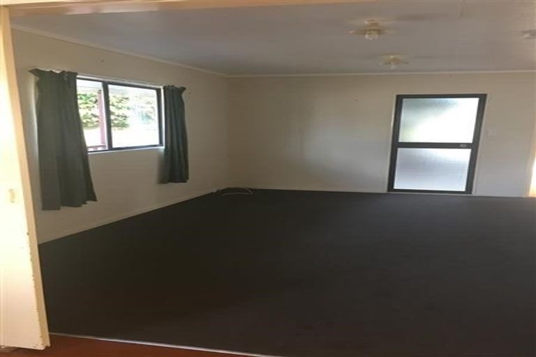Photo of property in 3 Rose Place, Te Kamo, Whangarei, 0112