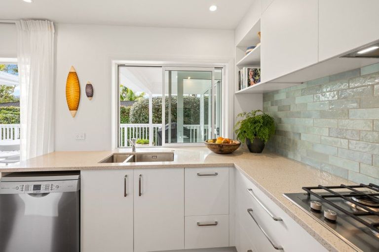 Photo of property in 25 Riverside Drive, Point Wells, Warkworth, 0986