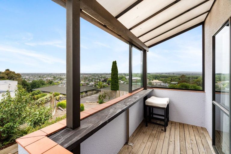 Photo of property in 89a Churchill Drive, Taradale, Napier, 4112