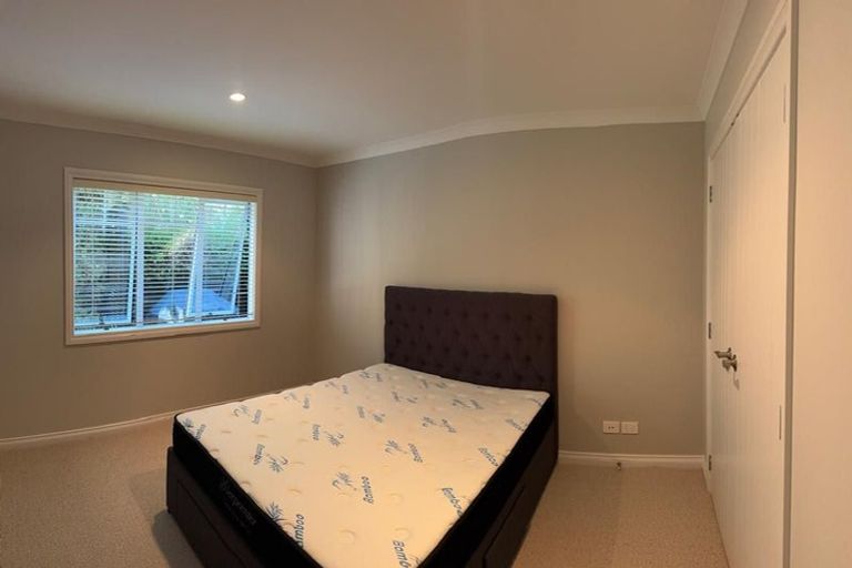 Photo of property in 235b East Coast Road, Mairangi Bay, Auckland, 0630