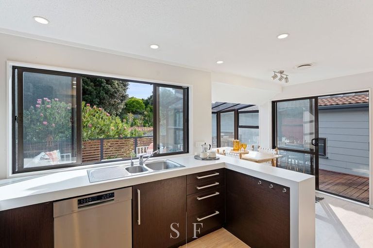 Photo of property in 179 Tutere Street, Waikanae Beach, Waikanae, 5036