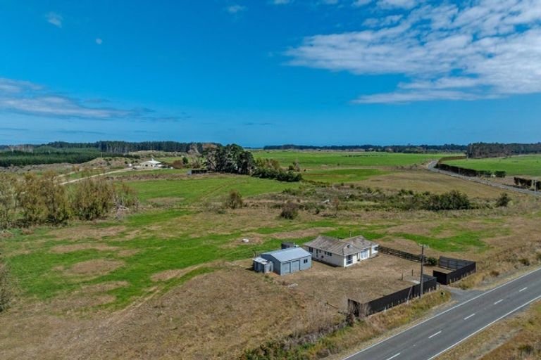 Photo of property in 371 Himatangi Beach Road, Himatangi Beach, Foxton, 4891